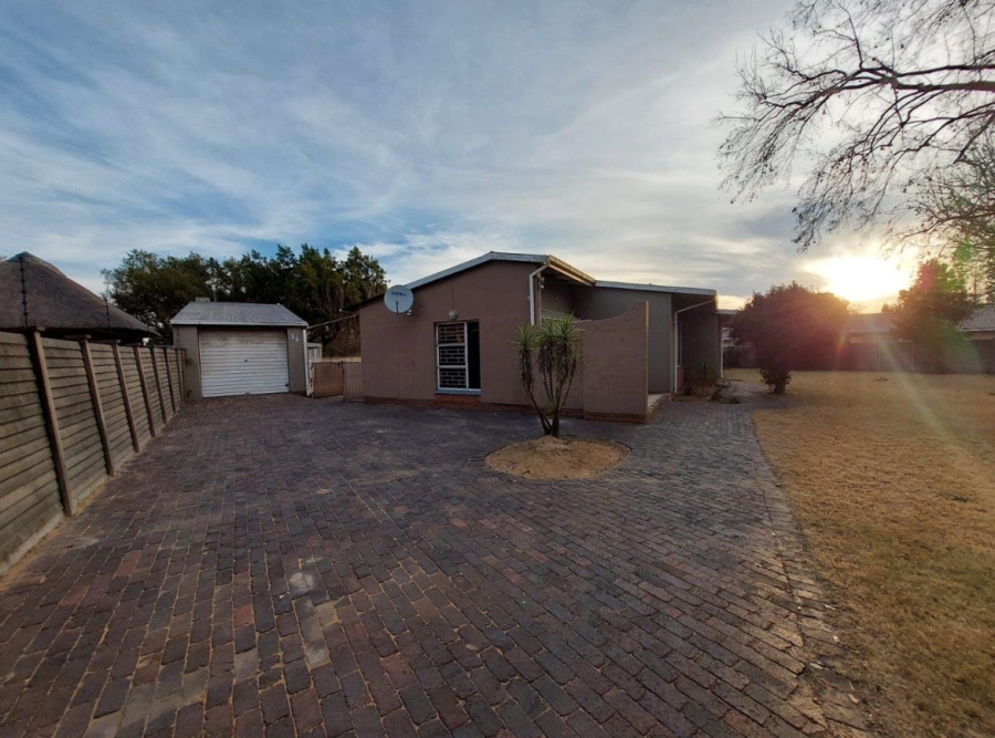 4 Bedroom Property for Sale in Sasolburg Ext 15 Free State